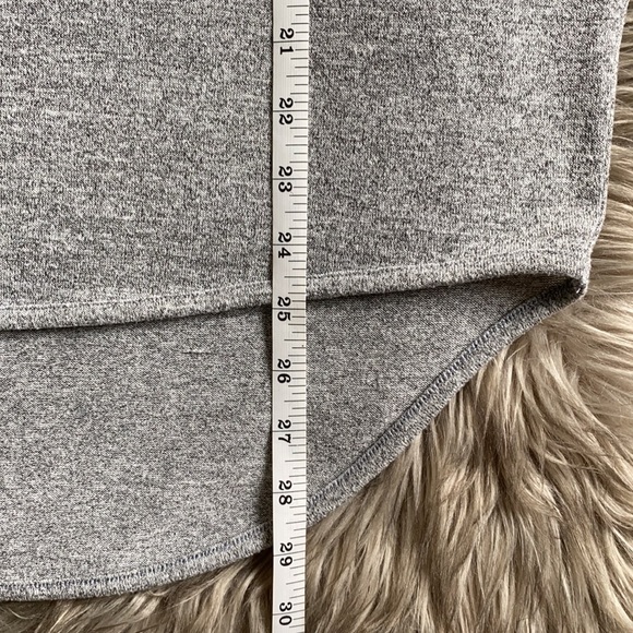 Express Grey V-Neck Hi Lo Basic Tee - Picture 3 of 4